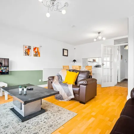 Stylish 2 Bedroom Flat In Hagley Rd By Novo Birmingham