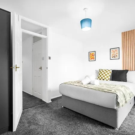Apartment Stylish 2 Bedroom Flat In Hagley Rd By Novo Birmingham