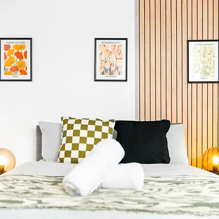 Stylish 2 Bedroom Flat In Hagley Rd By Novo *