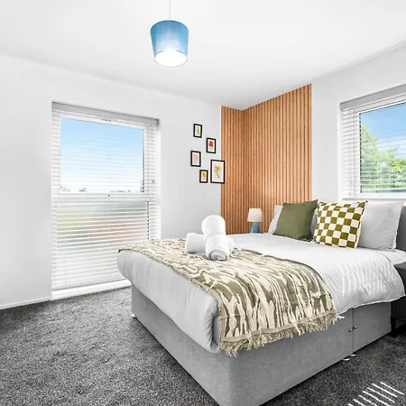 Stylish 2 Bedroom Flat In Hagley Rd By Novo Apartment Birmingham